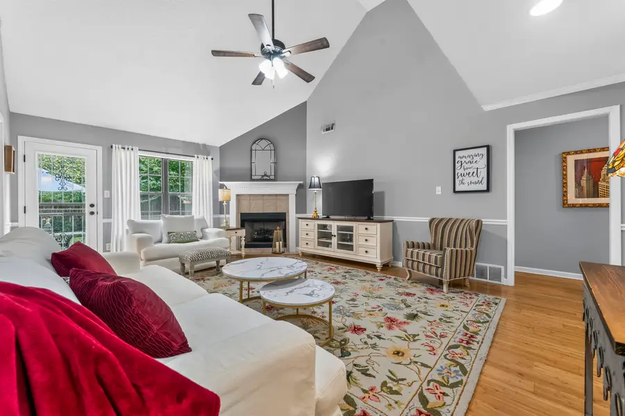 7979 JILLS CREEK DR, Bartlett, TN 38133 - #2