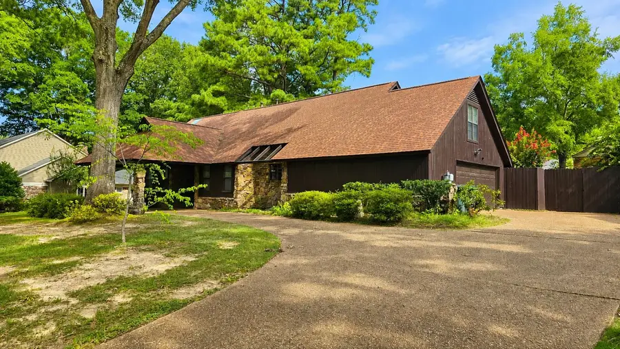 6908 SILVER MAPLE CV, Memphis, TN 38119 - #2