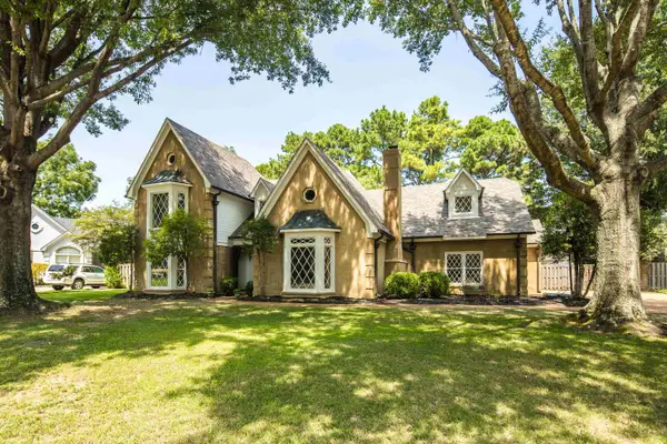 10284 EAGLETON NEST CV, Collierville, TN 38017