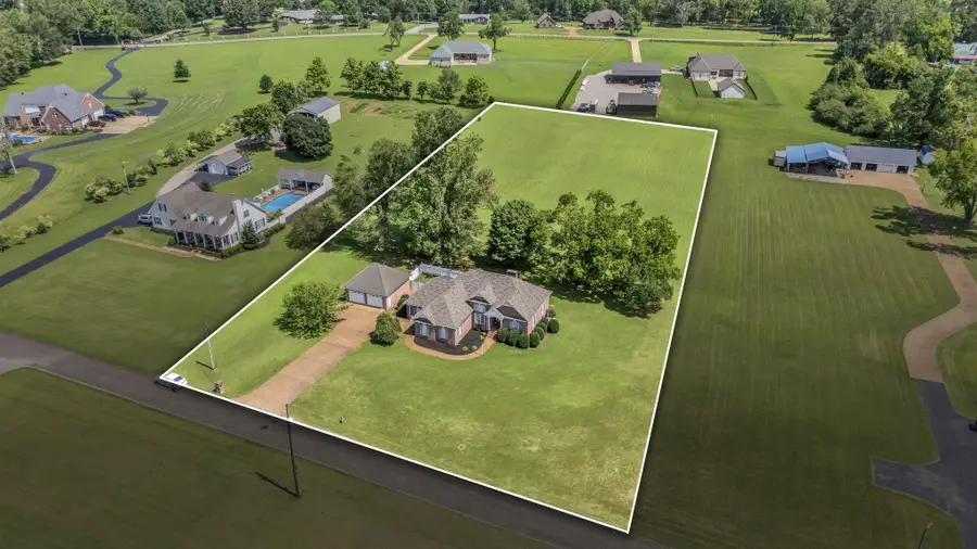 260 KERR FARMS LN, Savannah, TN 38372 - #2