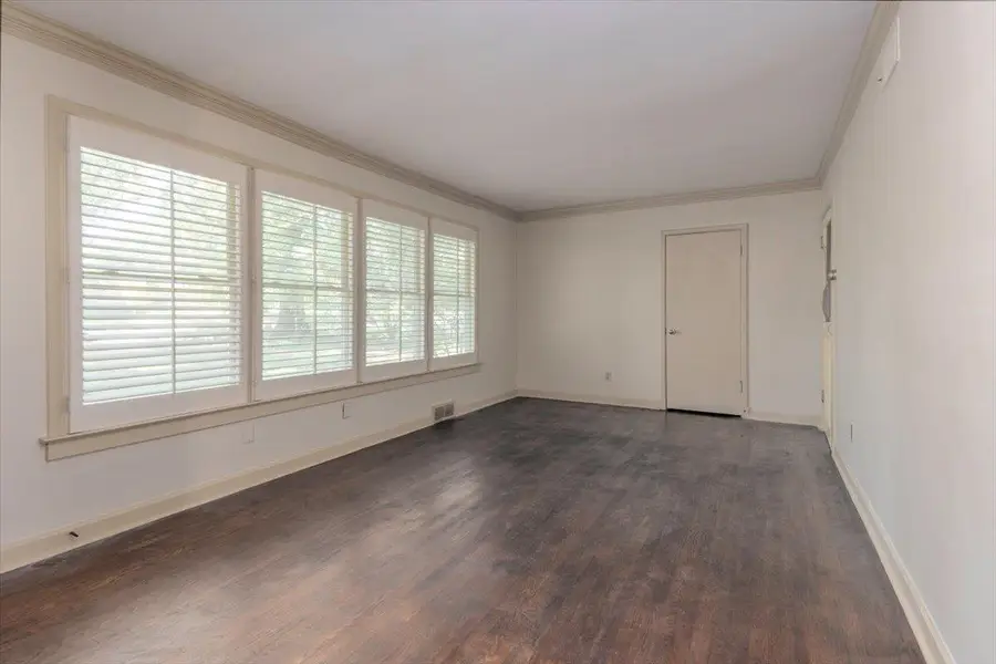 4910 COLE RD, Memphis, TN 38117 - #3
