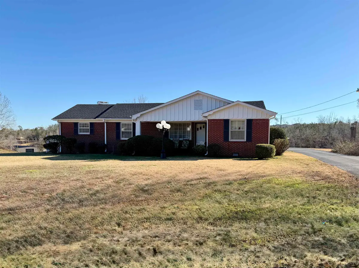 192 NEW BETHEL RD, Selmer, TN 38375-1682 - #1