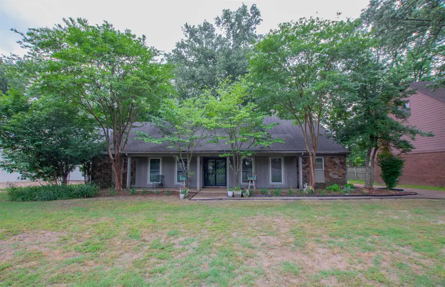5701 ASHLEY SQ, Memphis, TN 38120 - #3