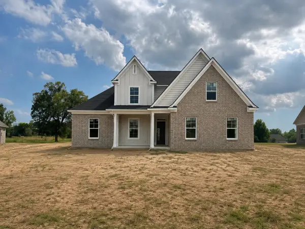 7331 NEWBURY DR, Olive Branch, MS 38654-1562