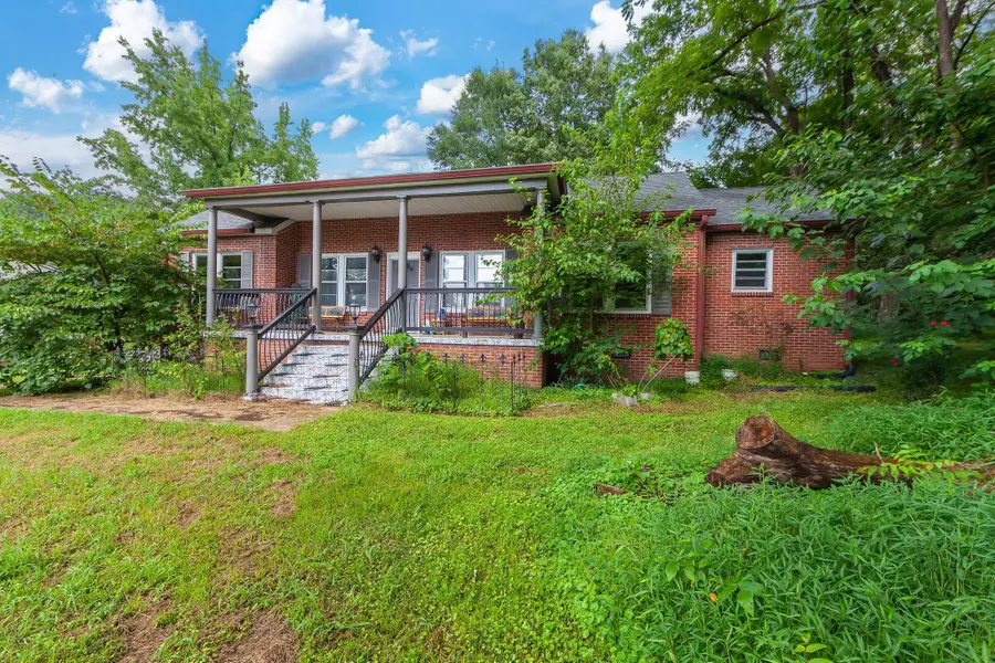 1305 HOLLYWOOD DR, Jackson, TN 38301 - #3
