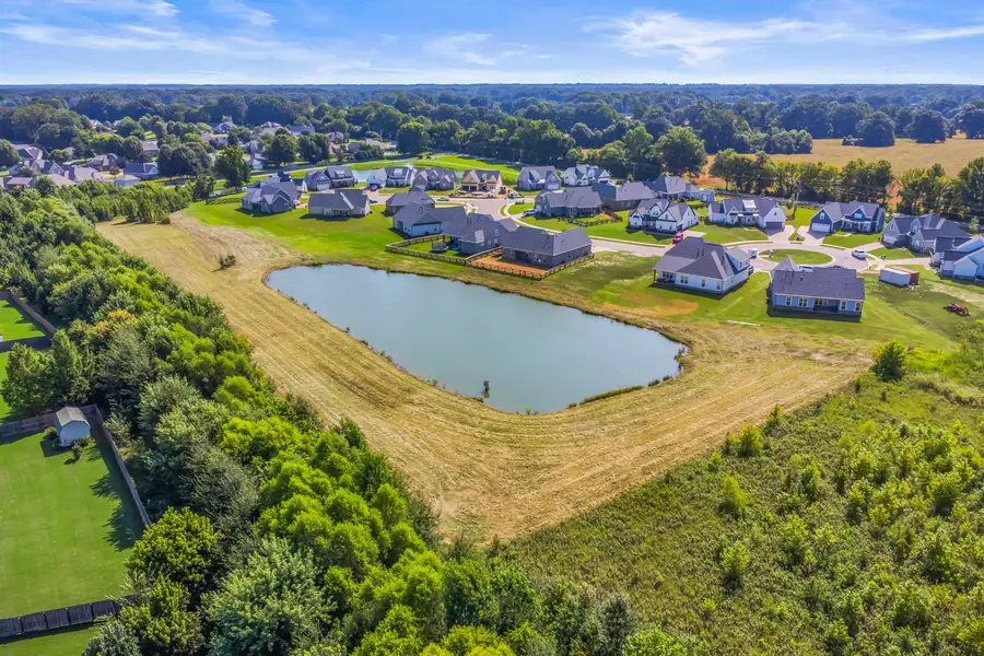 230 HIGHLAND PARK CV, Oakland, TN 38060 - #2