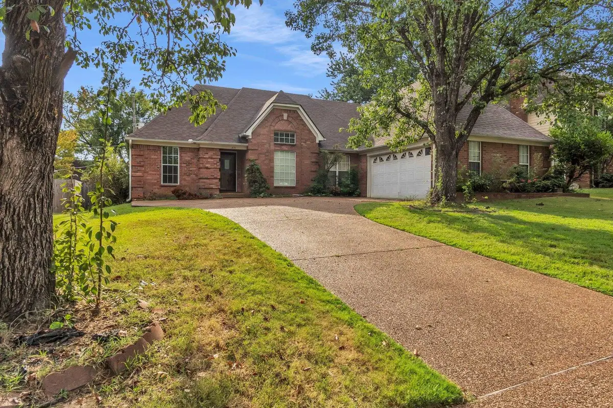 870 WOOD SHADOWS LN N, Cordova, TN 38018 - #1