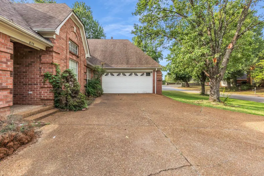 870 WOOD SHADOWS LN N, Cordova, TN 38018 - #2