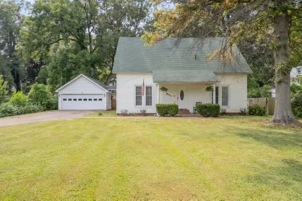 805 S MAIN ST, Covington, TN 38019