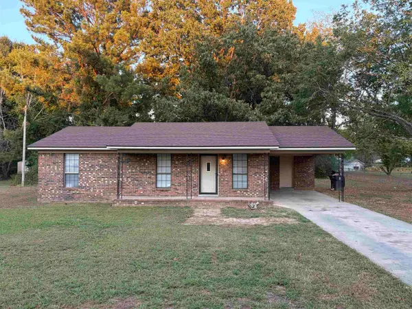 213 LINDA VISTA DR, Bolivar, TN 38008