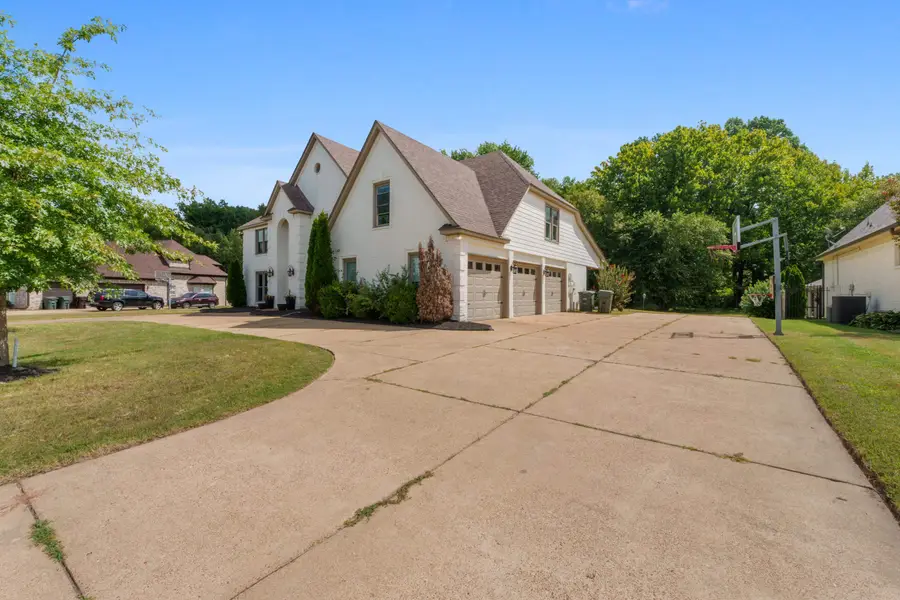 4928 VALLEY BIRCH DR, Bartlett, TN 38002 - #2