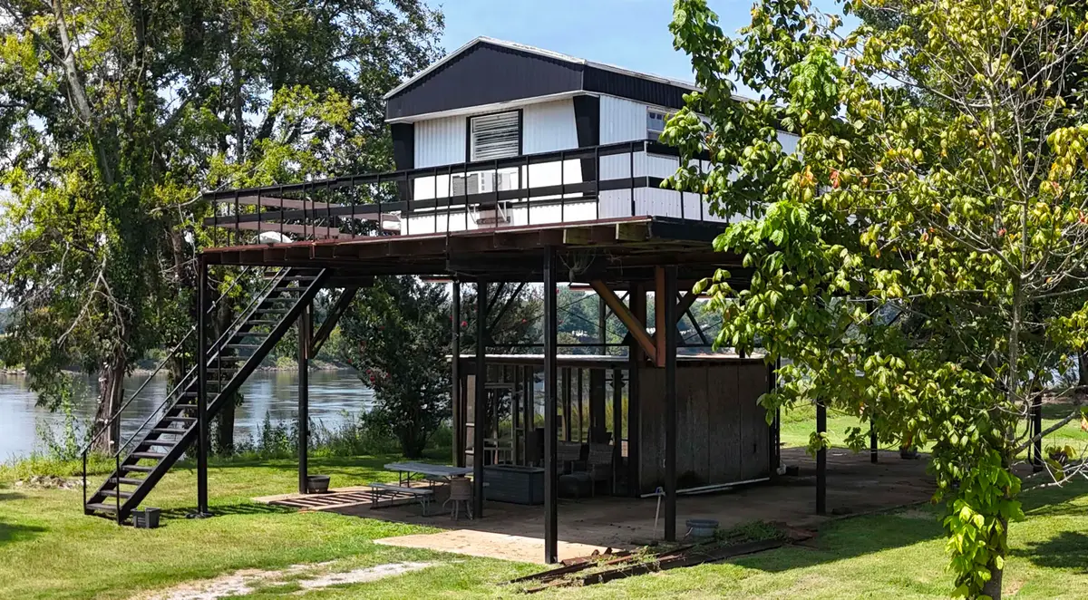 1295 ARNOLD LN, Savannah, TN 38372 - #1