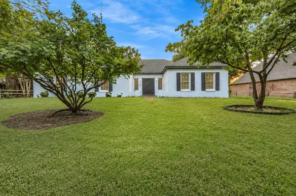 2355 HUNTINGTON FWY, Memphis, TN 38016