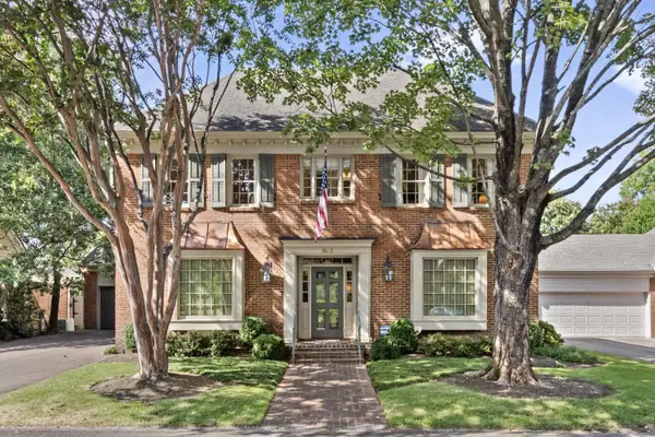 1602 E CLANLO DR, Memphis, TN 38104