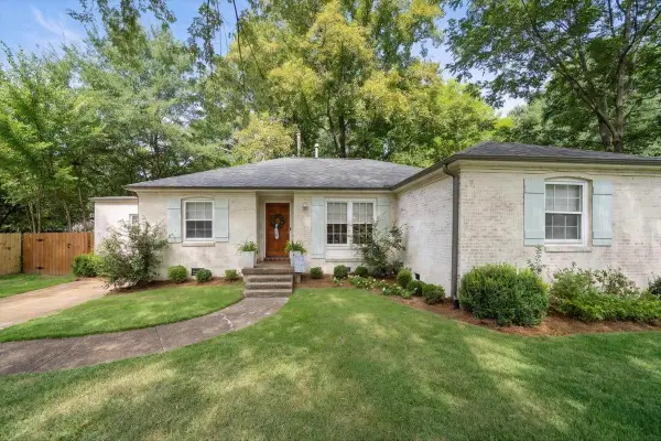 537 LEONORA DR, Memphis, TN 38117