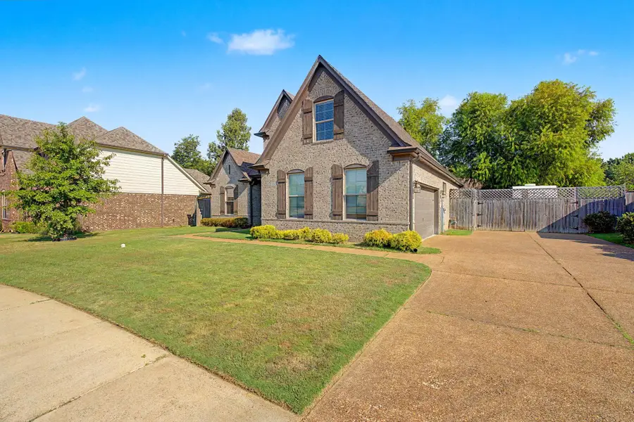 9082 OAKVALE DR, Cordova, TN 38016 - #3