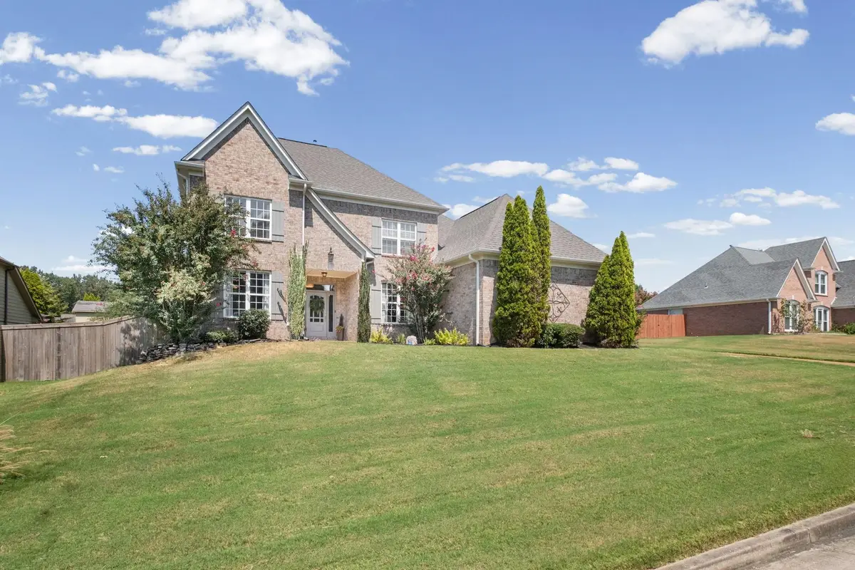 9424 LAUREL HILL DR, Lakeland, TN 38002 - #1
