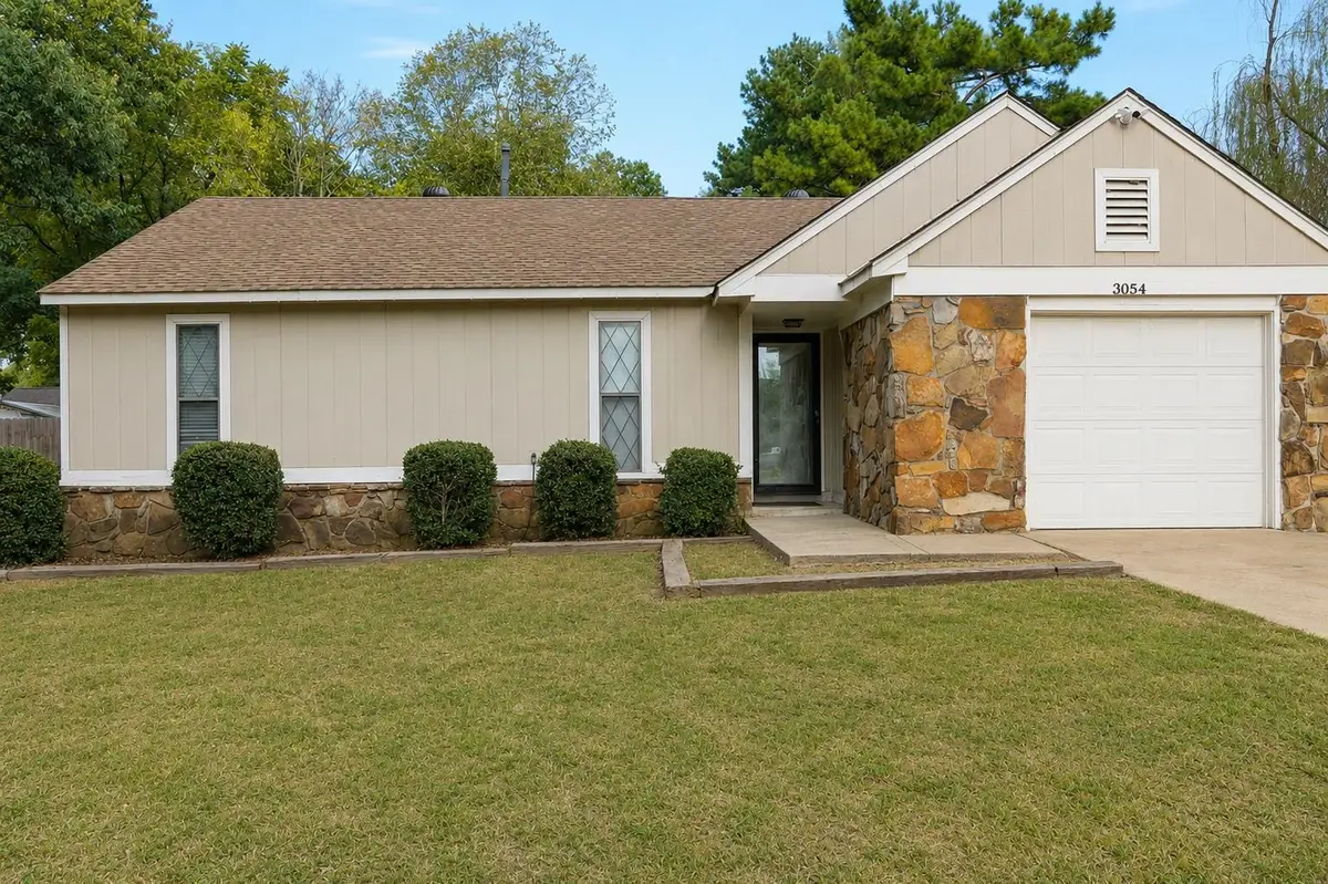 3054 LEERIDGE DR, Bartlett, TN 38134 - #1