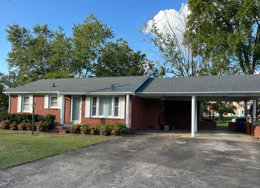 320 OLD SHILOH RD, Adamsville, TN 38310 - #2