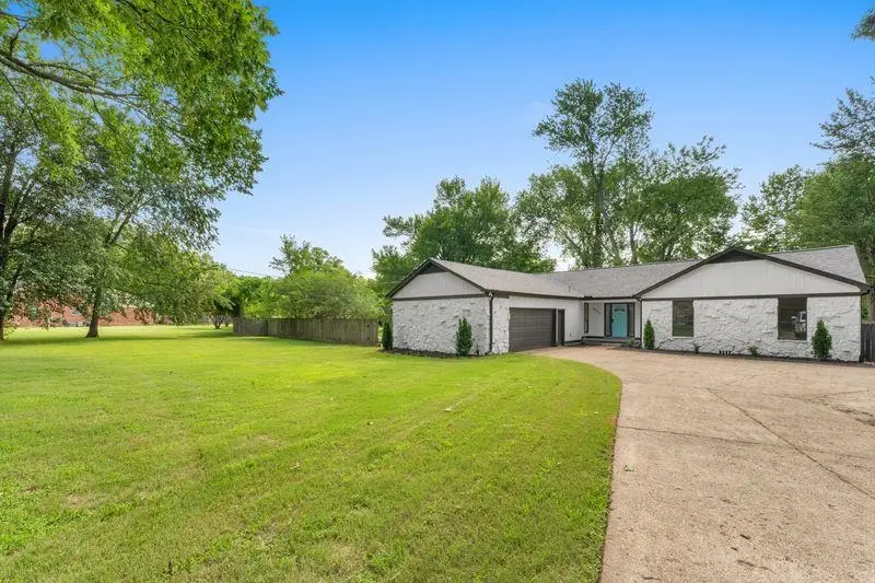 4076 OAK ROAD RD, Bartlett, TN 38135 - #2