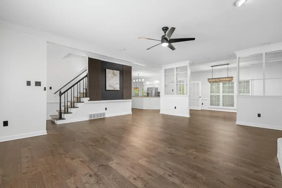 8222 DOGWOOD RD, Germantown, TN 38139 - #2