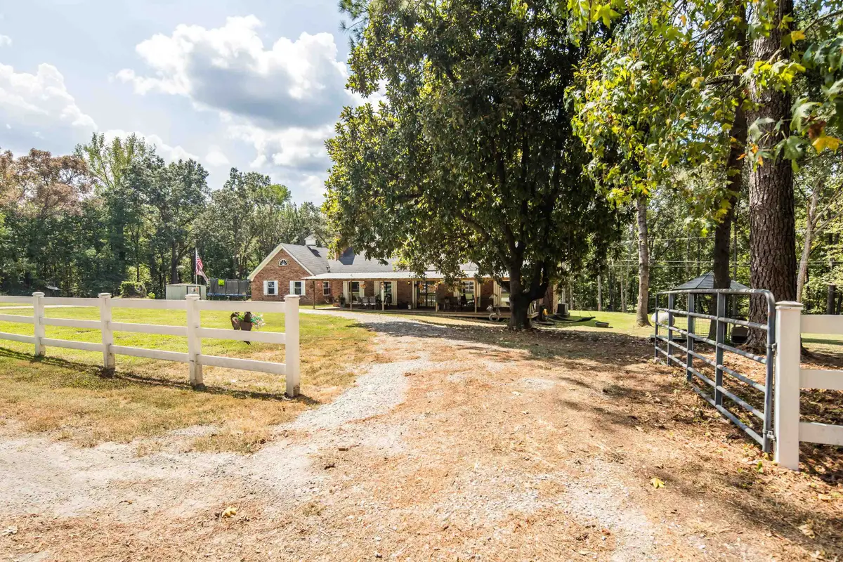 480 GARY CV, Somerville, TN 38068 - #1