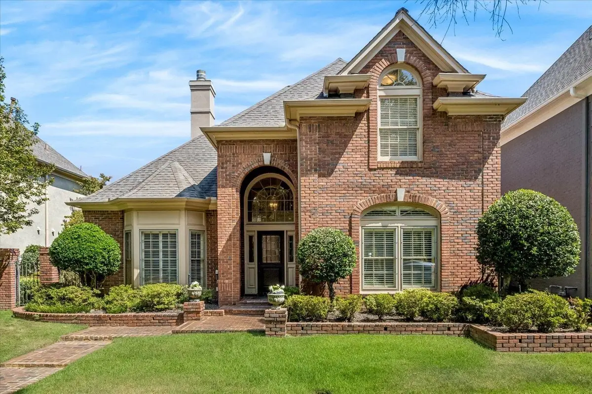 938 W RIVERWALK DR, Memphis, TN 38120 - #1