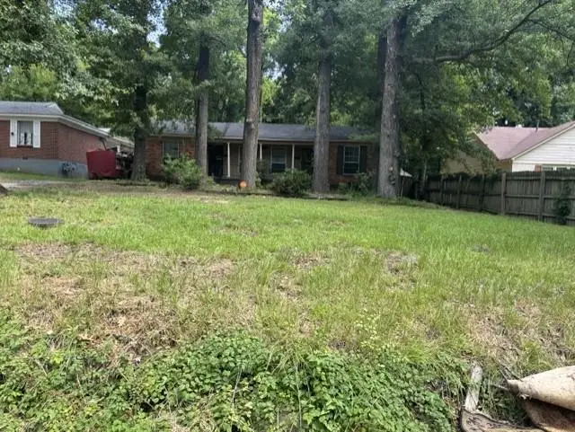 2174-2176 CARNES AVE, Memphis, TN 38114 - #2