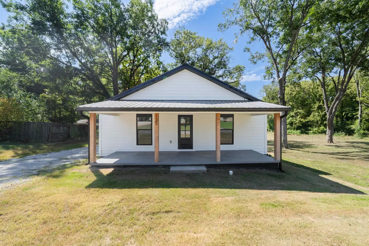 135 W THIRD ST, Henderson, TN 38340-1805 - #1