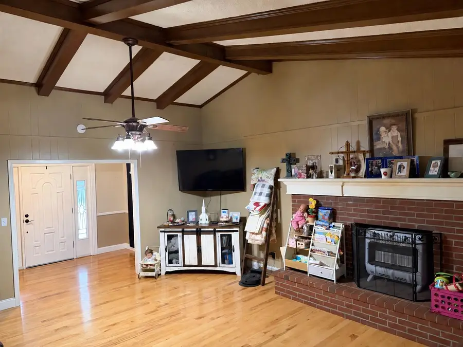 345 SMITH CIR, Michie, TN 38357 - #3