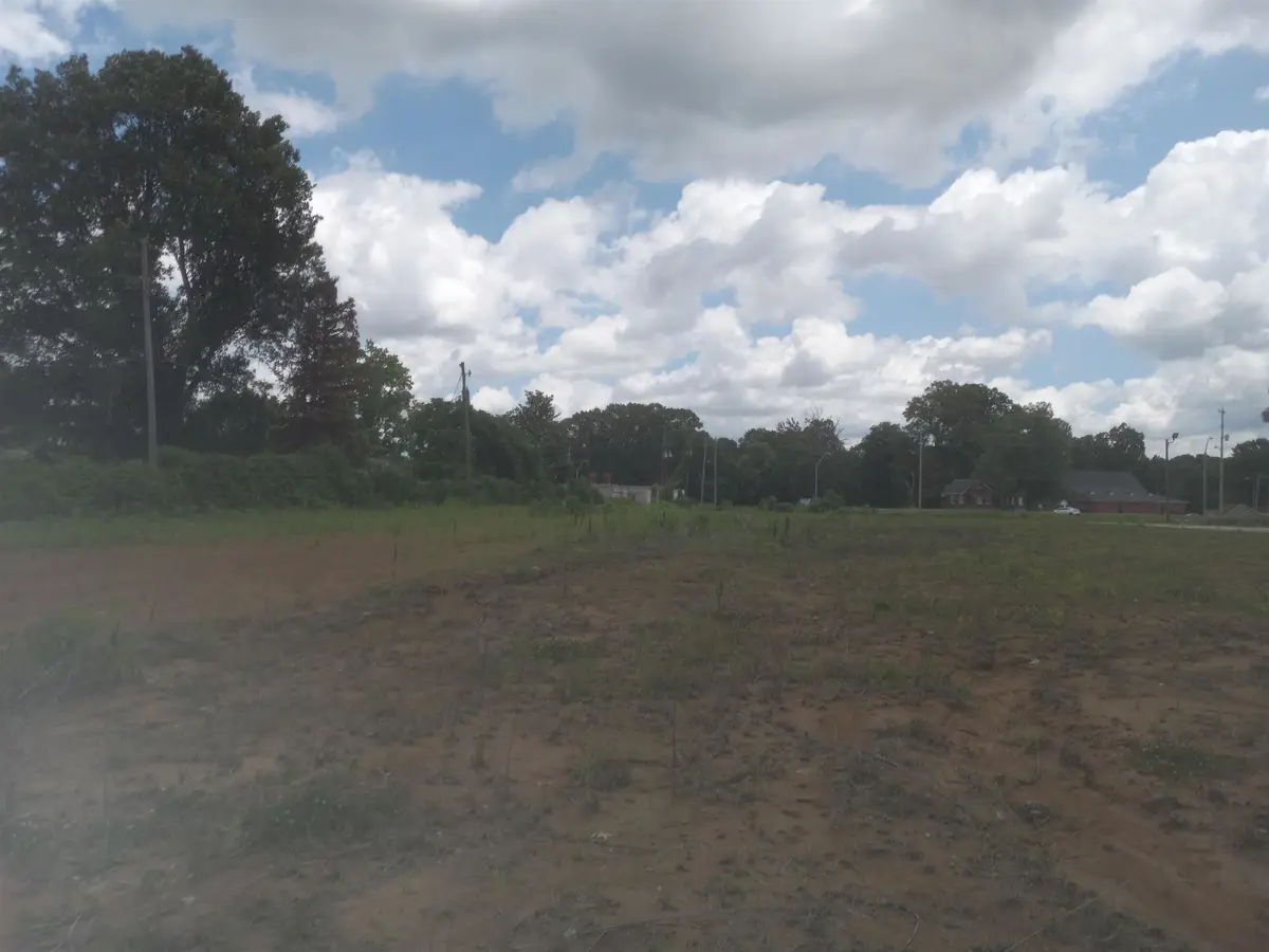 4375 US 61 ST, Memphis, TN 38109 - #1