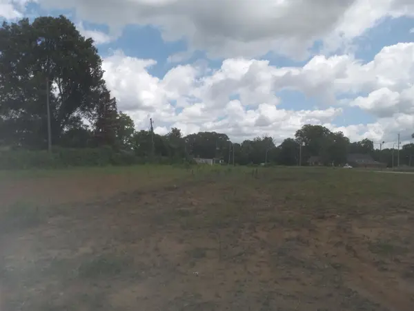 4375 US 61 ST, Memphis, TN 38109
