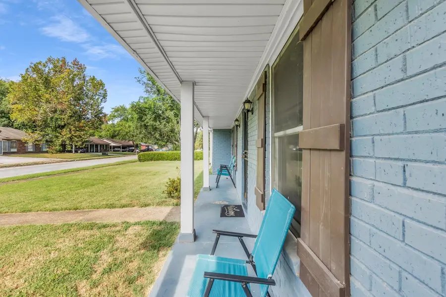 3972 BATTLEFIELD DR, Memphis, TN 38128 - #2