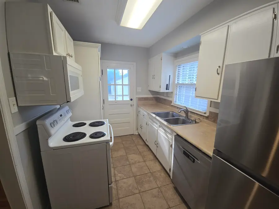 1075 LORRAINE ST, Memphis, TN 38122 - #2