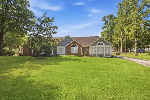 261 OAK CLUB LN #9, Collierville, TN 38017