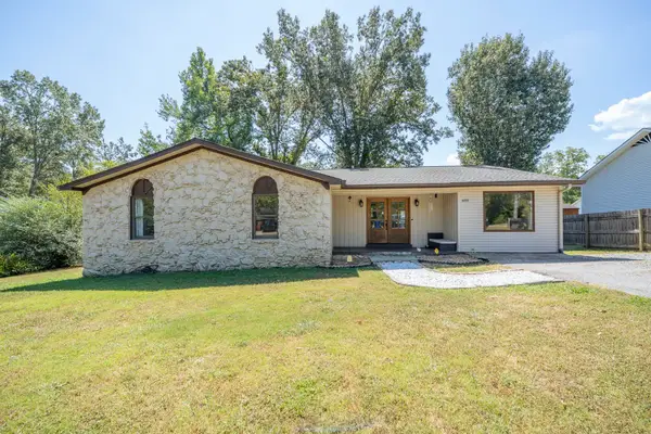480 BARKER DR, Savannah, TN 38372