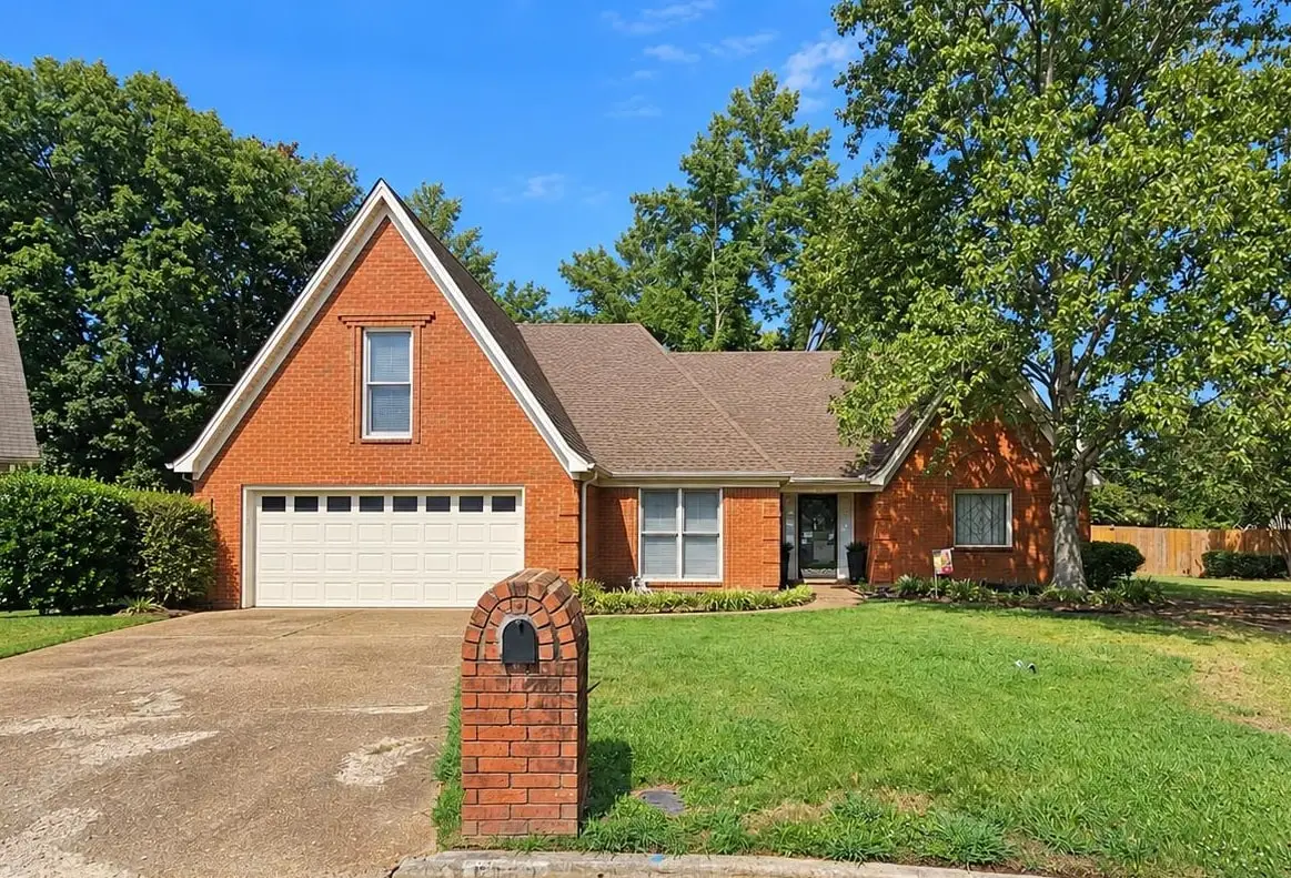 8762 W BREDBURY CV, Cordova, TN 38016 - #1