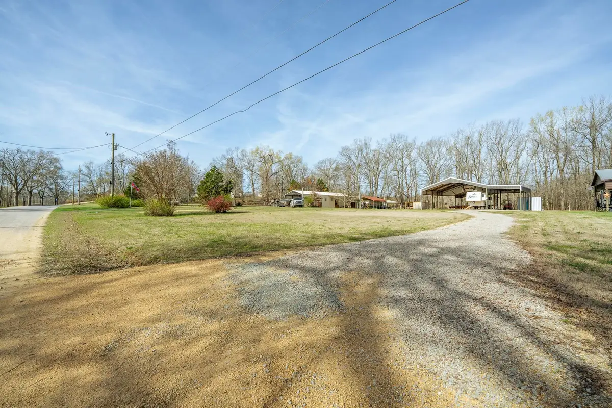 205 BYNUM TERRY WAY, Savannah, TN 38372 - #1