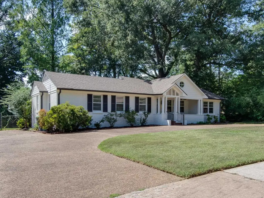 4935 ROBINDALE LN, Memphis, TN 38117 - #2