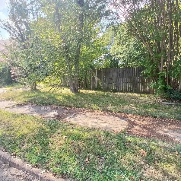 4383 SANDY PARK DR, Memphis, TN 38141