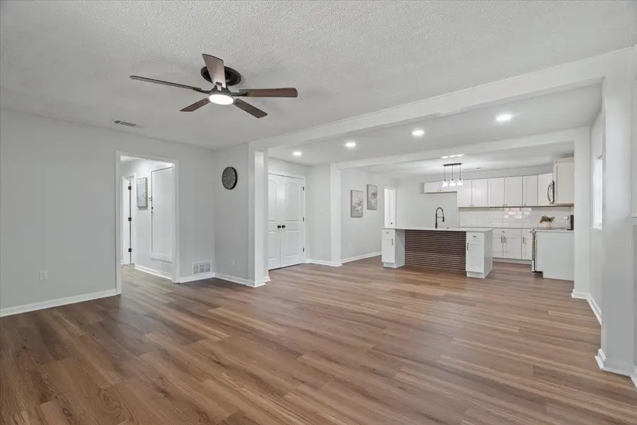 524 MCDERMITT RD, Memphis, TN 38120 - #3