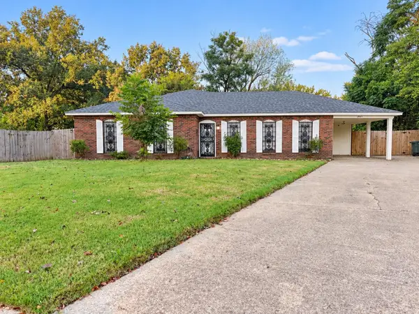 1947 E GLADNEY DR E, Memphis, TN 38114
