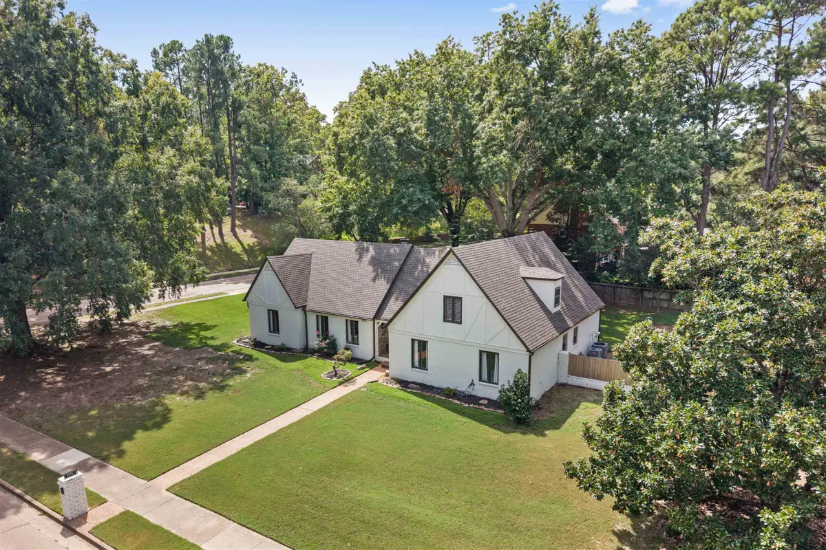 2575 OVERLOOK DR, Germantown, TN 38138 - #1