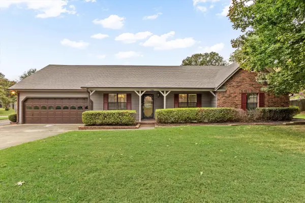 3961 OAK RD, Bartlett, TN 38135
