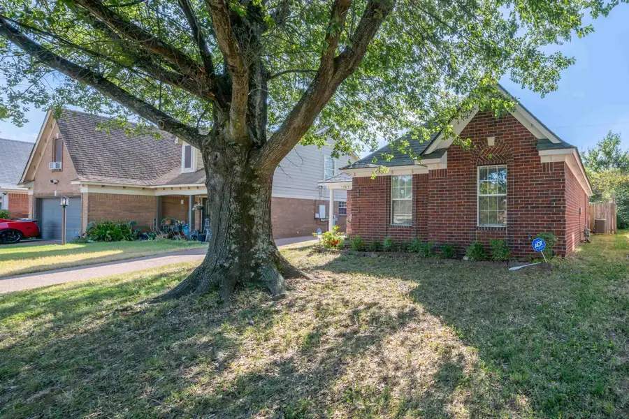 3833 WALDEN MEADOW DR, Memphis, TN 38135 - #2