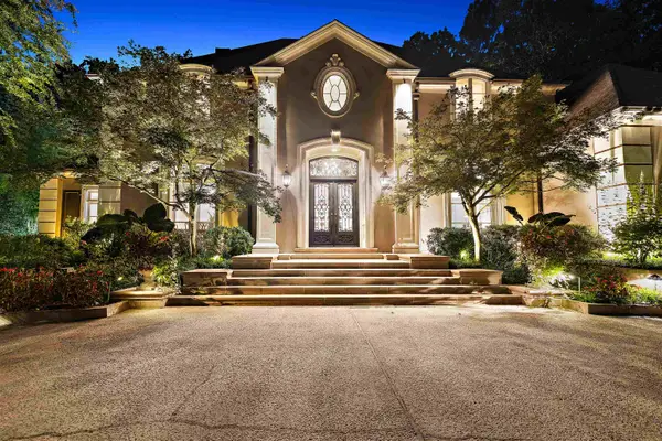 409 N RIVER OAKS RD, Memphis, TN 38120