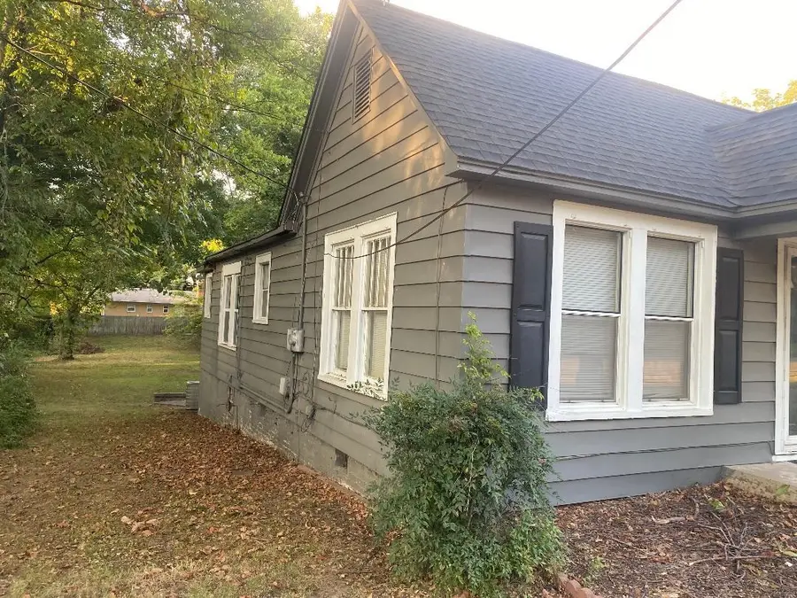 430 GARLAND AVE, Covington, TN 38019 - #3