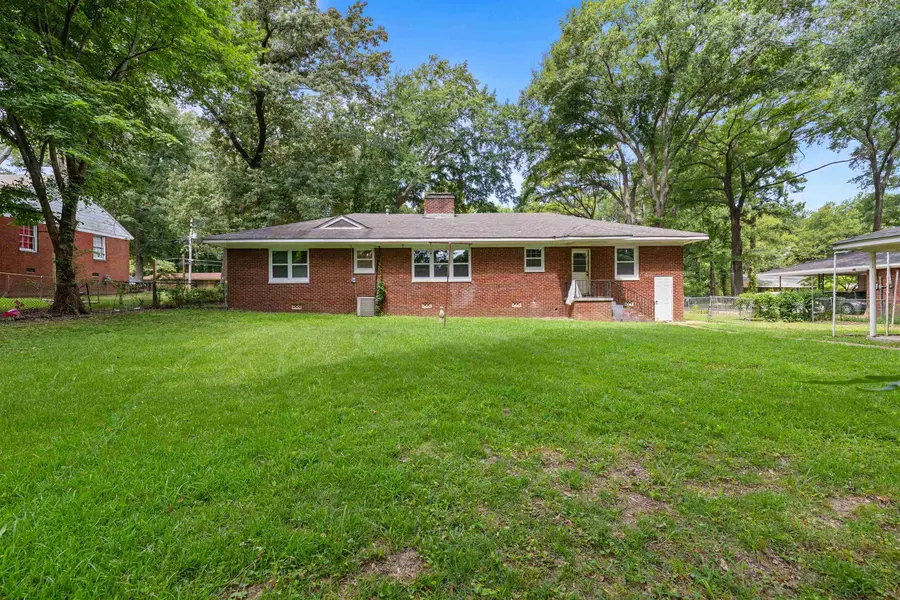 3286 DOGWOOD LN, Memphis, TN 38116 - #2