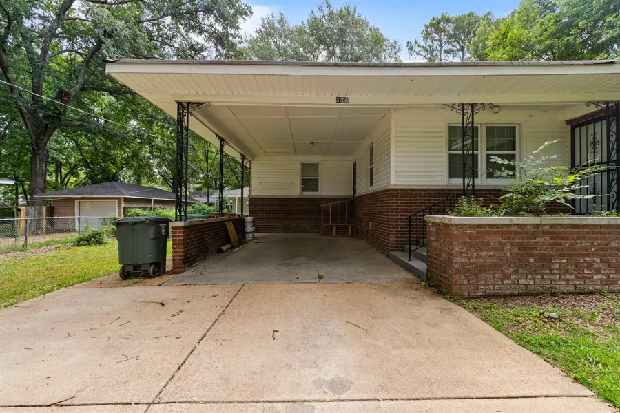3286 DOGWOOD LN, Memphis, TN 38116 - #3