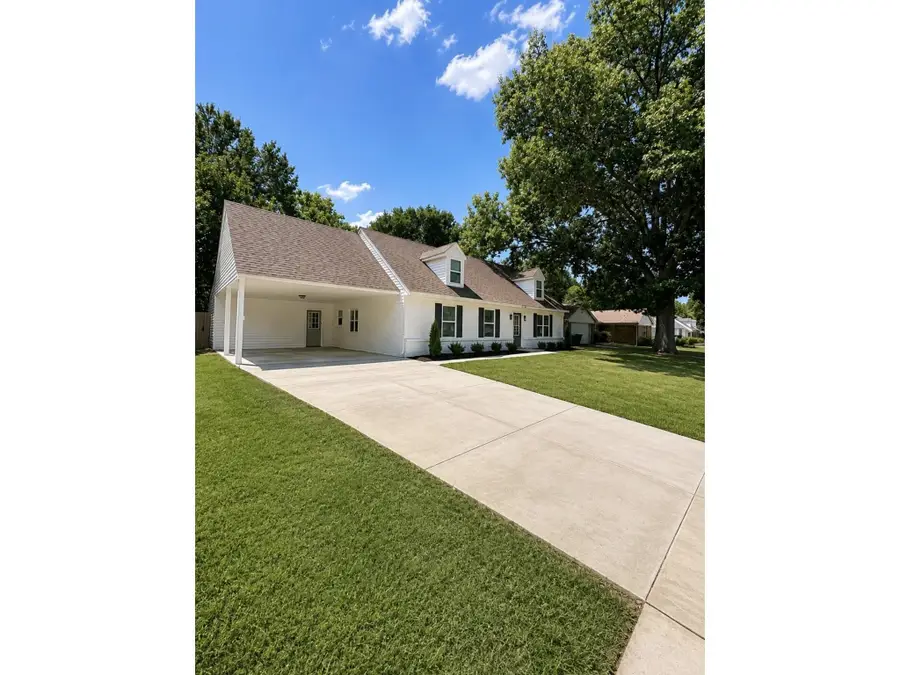 5715 BARTLETT WOODS DR, Bartlett, TN 38134 - #3